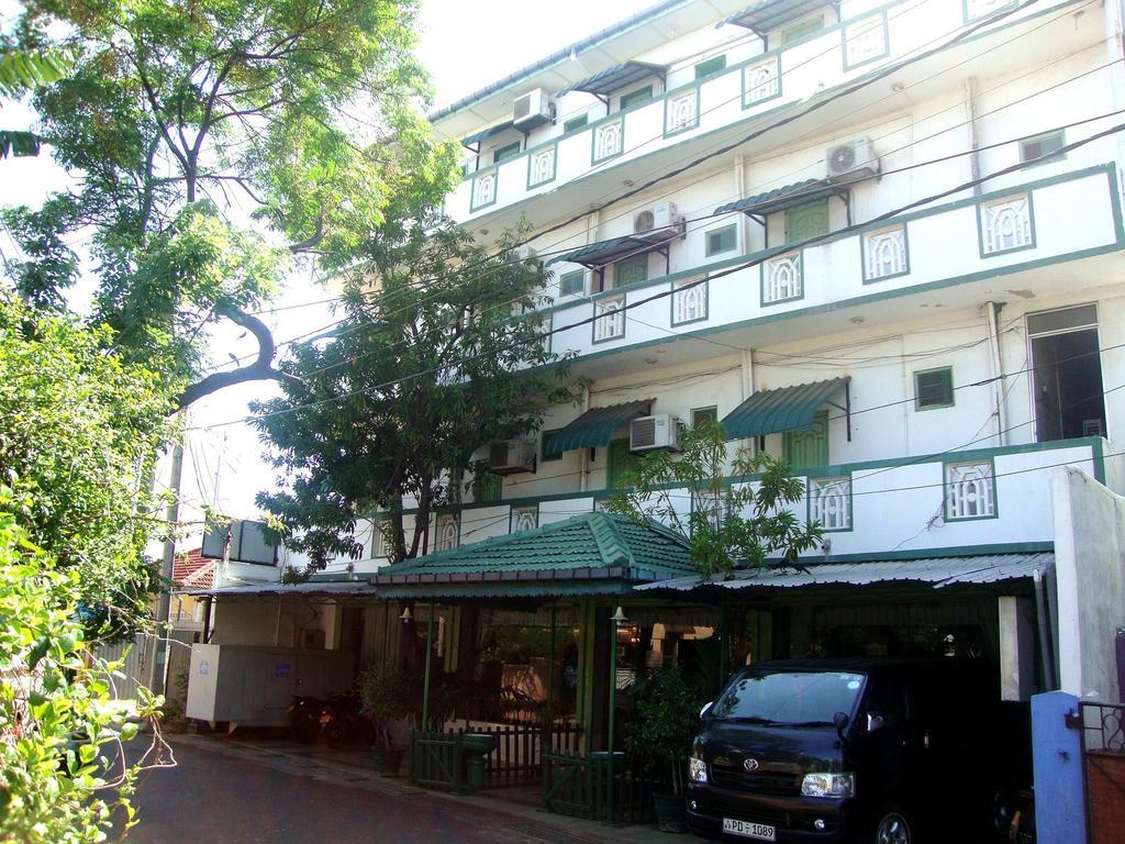 Green Park Beach Hotel Trincomalee Eksteriør billede