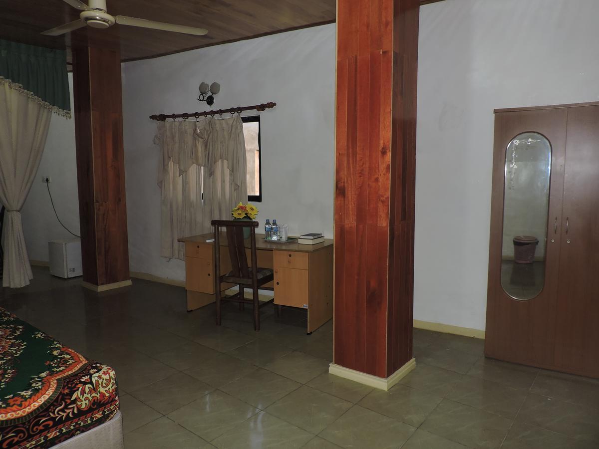 Green Park Beach Hotel Trincomalee Eksteriør billede